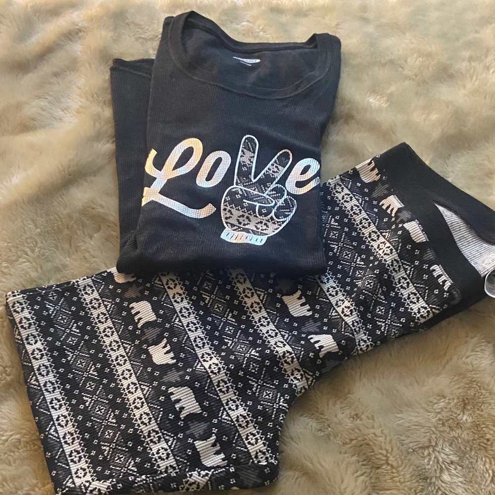 Old Navy Black and White Kids Pajama Set